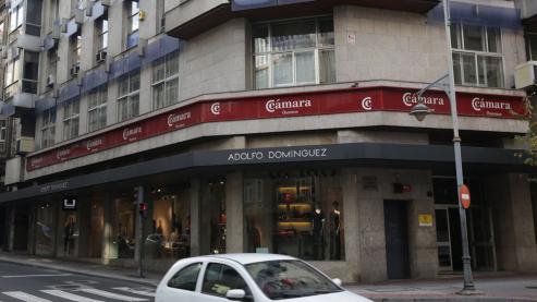 El sector encadena un nuevo ejercicio estancado en empleo y afiliaciones en Ourense, y con amenazas de nuevos cierres