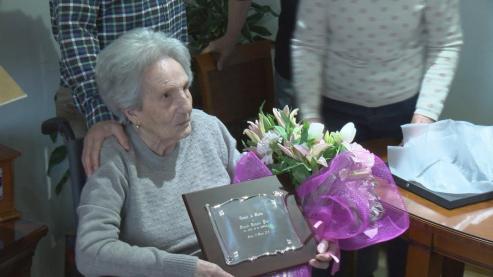 Sara es la mayor de una decena de vecinos centenarios del municipio.