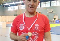 Lino Martinez, judoca y policia local de Tui, se ha proclamado campeón del mundo Master de Judo Tradicional WIBK, el pasado fin de semana en Belgica y todavía no se lo cree.