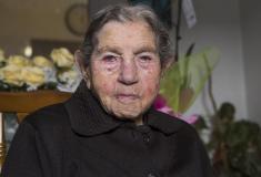 La gallega de mayor edad, cumplió hoy 113 años. Los hizo en cama, aquejada de una pequeña gripe.
