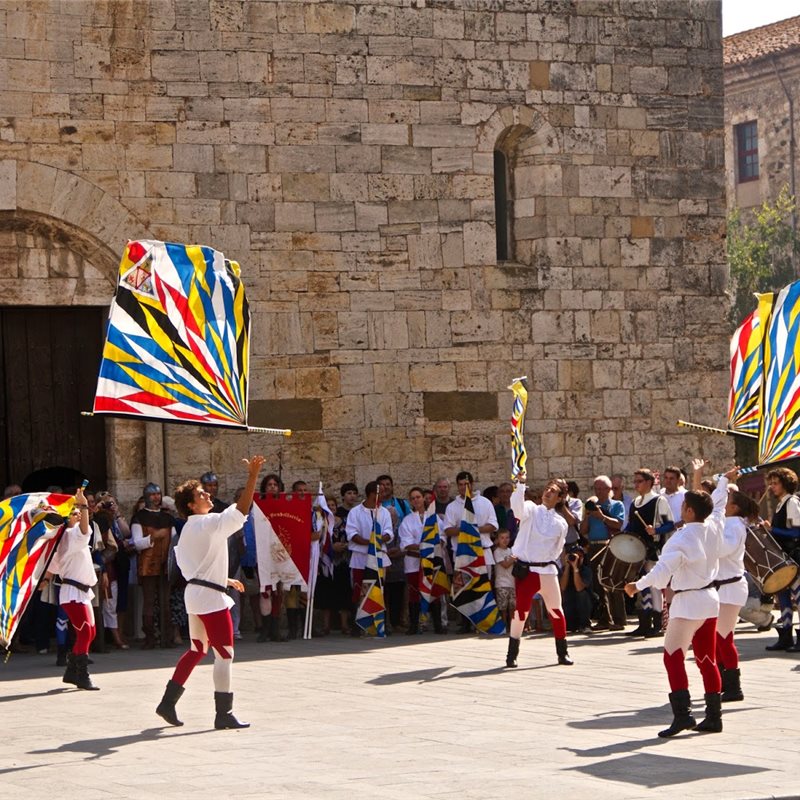 Análisis: Dónde ir de Fiestas Este Domingo 14 de Septiembre en la Provincia de Toledo