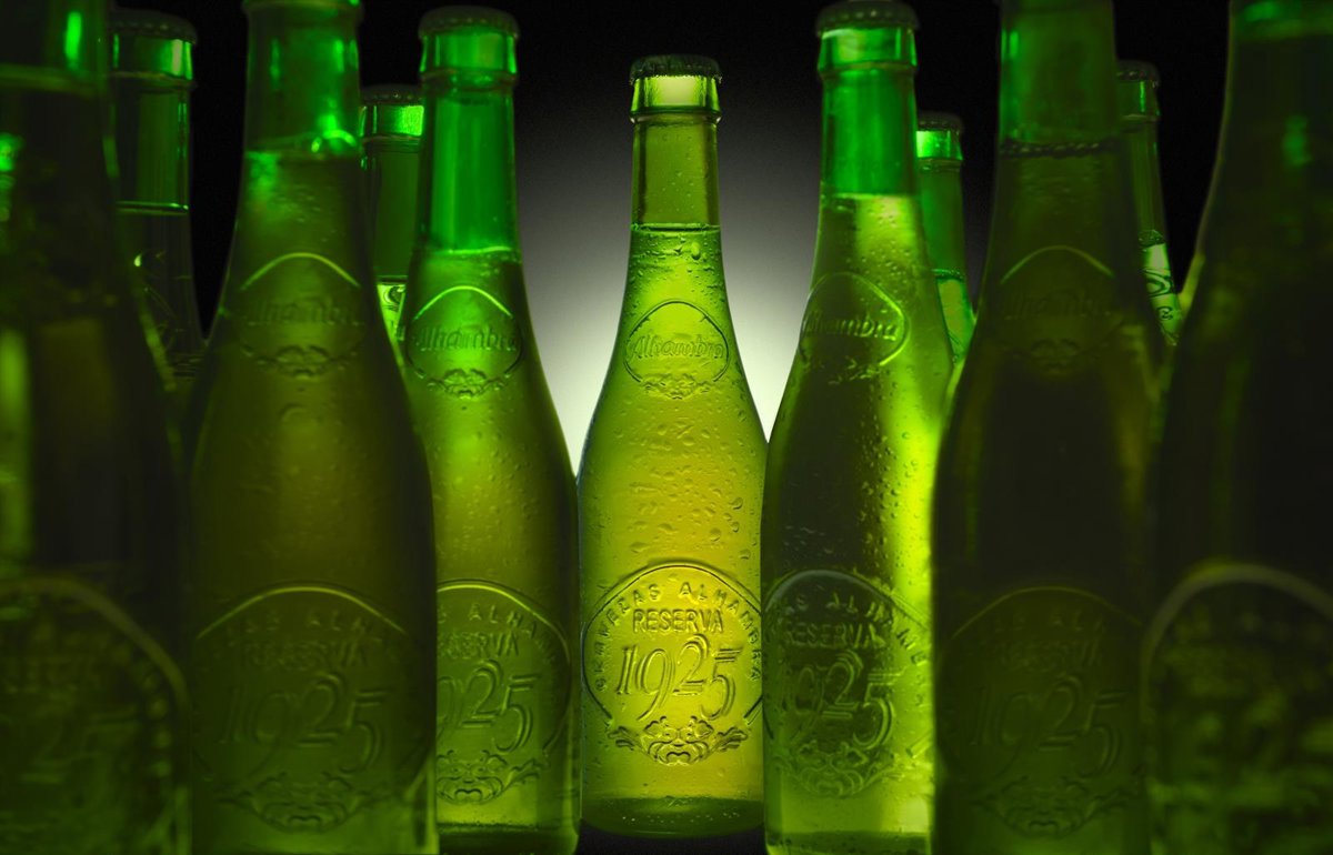 ‘jardín Alhambra’ Celebra el Centenario de la Marca y los 80 Años del Cine Fuenseca de Córdoba