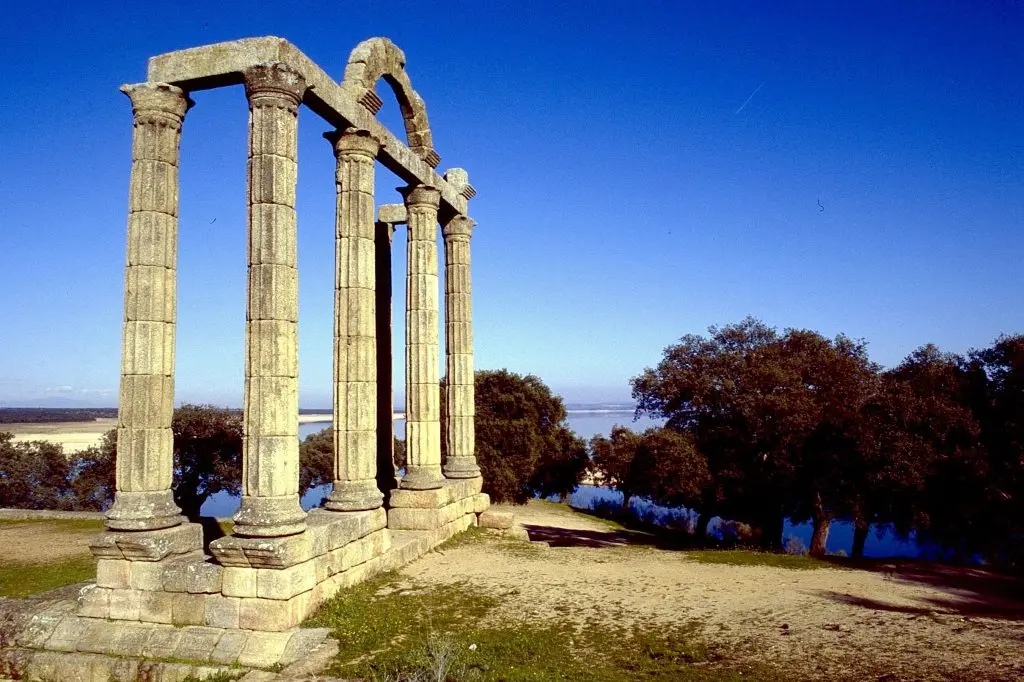 Talavera a Vella: o Legado dun Pobo que a Auga non Puidou Borrar