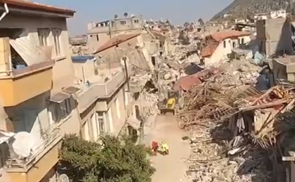 Análisis: Terremoto en la Turquía de Güler, Principal Rival de España en la Carrera Hacia el Mundial