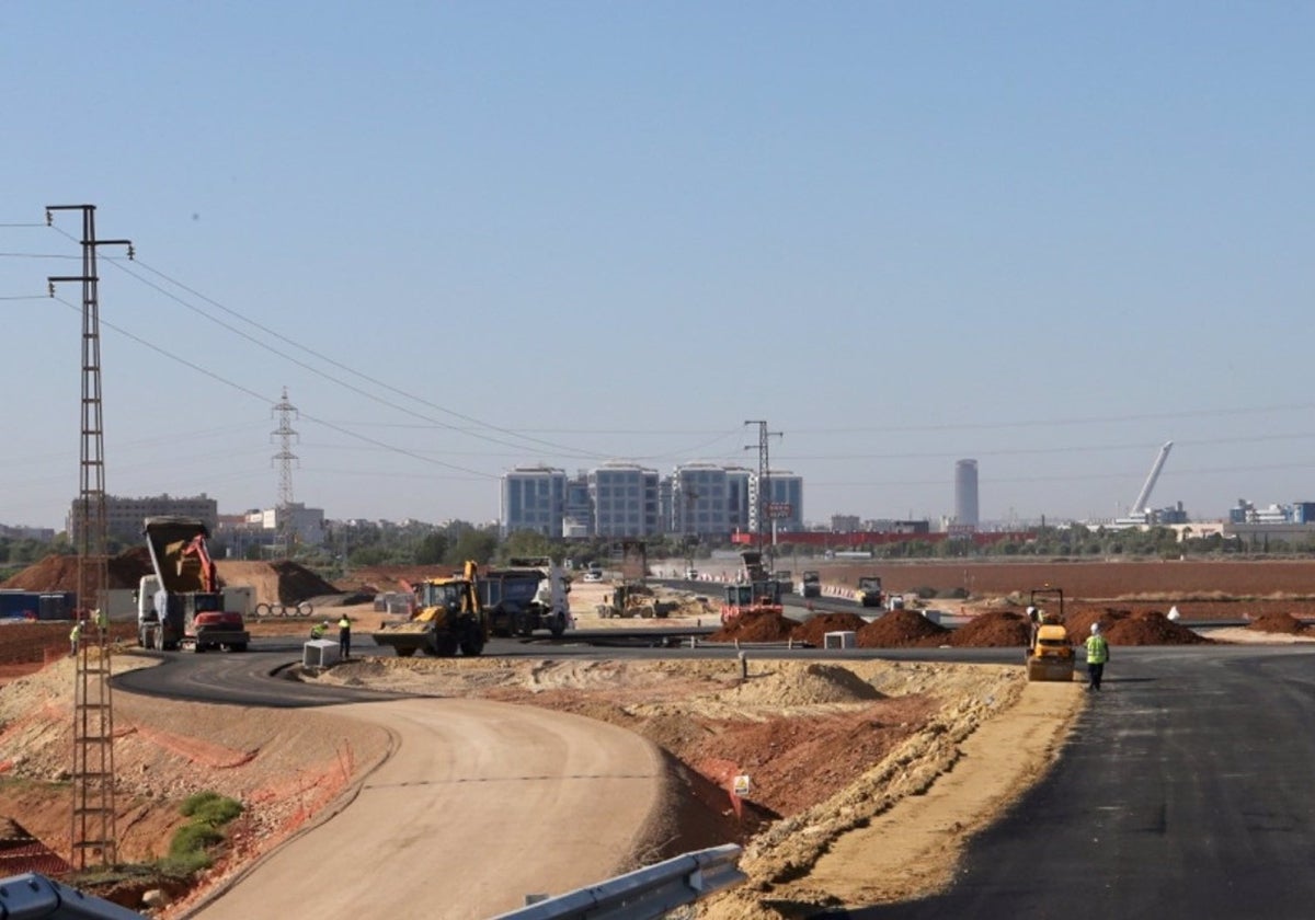 José Luis Sanz Califica de «éxito» el Despliegue Municipal en Sevilla por las Lluvias y Critica a la Aemet por no Decretar el Aviso Rojo