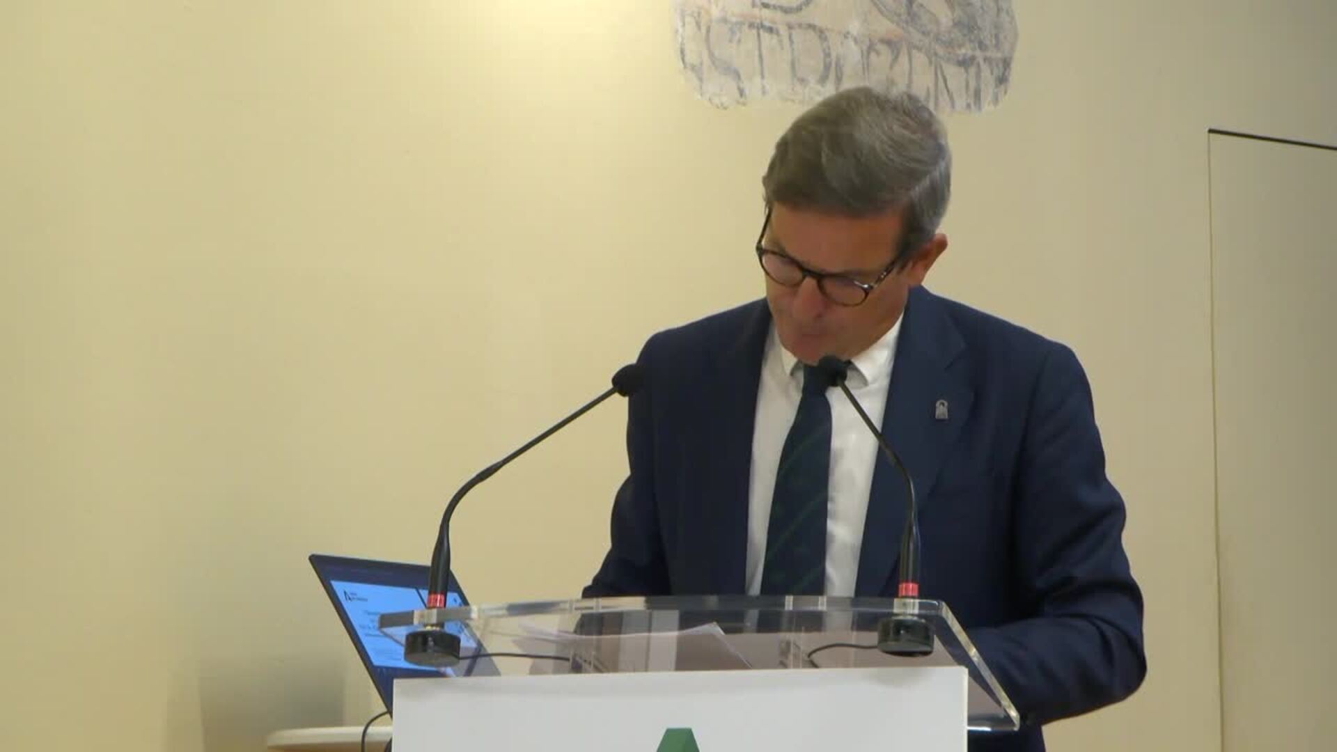 En desarrollo: la Junta de Andalucía sí Facilitará Datos de Cribados de Cáncer a la Ministra de Sanidad y la Acusa de «mentir»