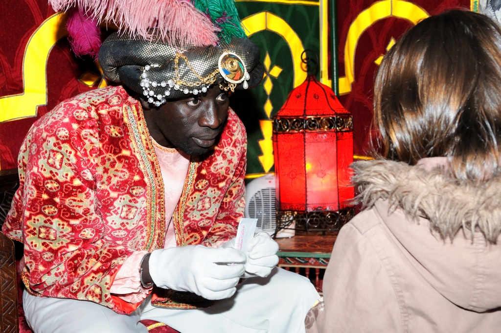 Actualidad: Granada ya Vive la Navidad con 2,5 Millones de Puntos de luz Alumbrando el Centro y los Barrios