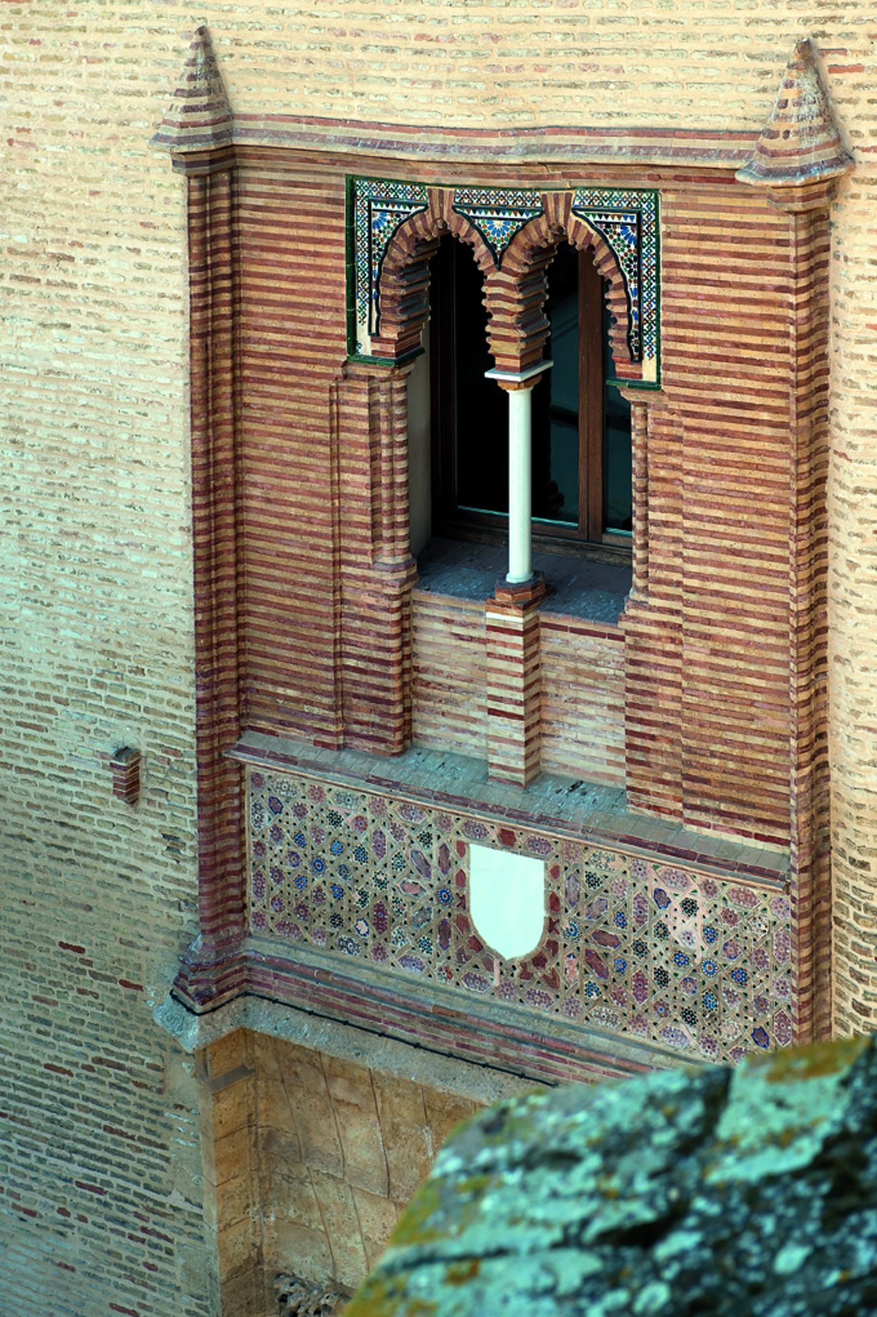 el Palacio de los Marqueses de la Algaba Expone un Belén Mudéjar con Elementos de la Ciudad de Sevilla