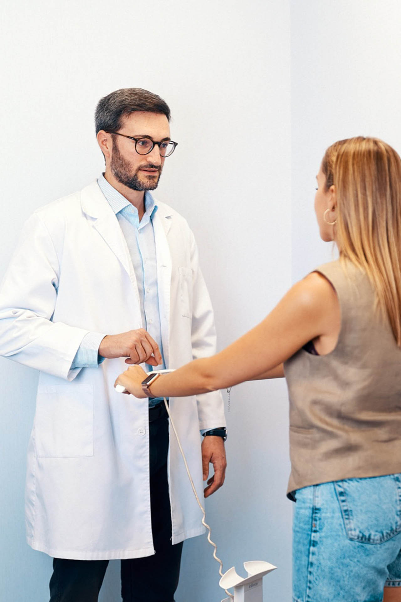 Última hora: el Endocrino que Traficaba con Testosterona,  Hormona del Crecimiento y Viagra Blanqueaba sus Ganancias en Lituania