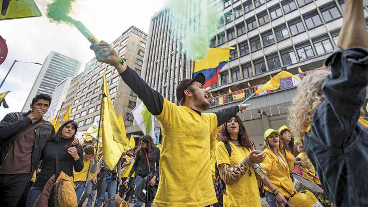 Última hora: los Sindicatos que Negocian con Sanidad el Estatuto Marco Acuden a Pedro Sánchez Ante el «desinterés» de Mónica García