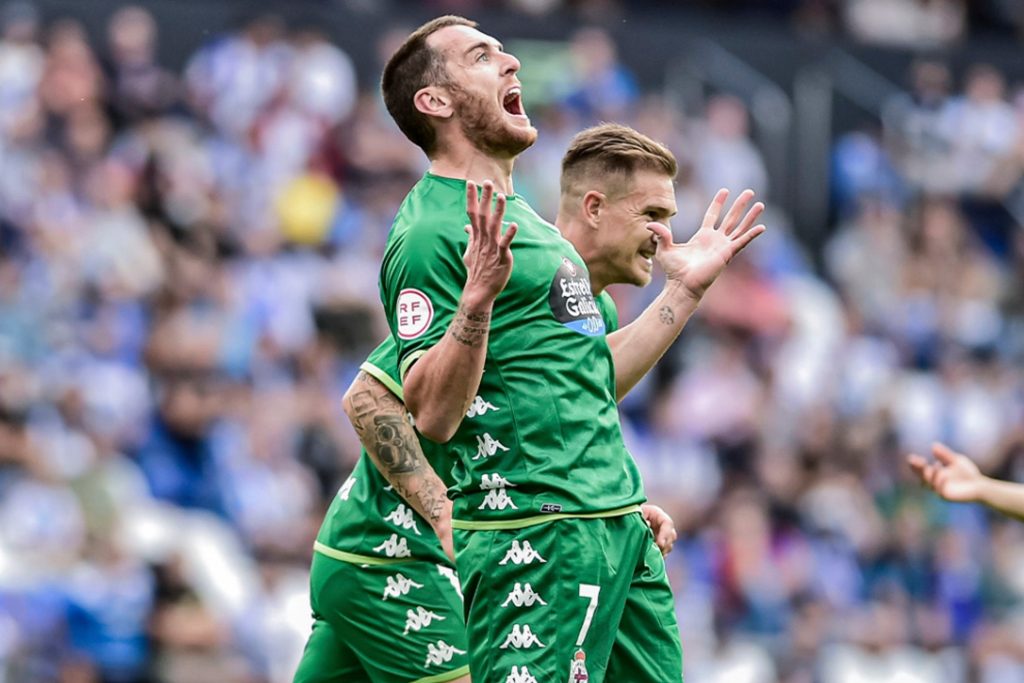 TÍTULO: 3-1: o Deportivo deixase remontar tras un partido moi accidentado