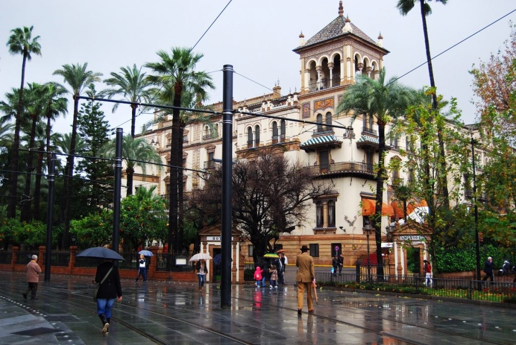 el Tiempo en Sevilla: las Lluvias Seguirán Haciendo Acto de Presencia Durante Esta Semana