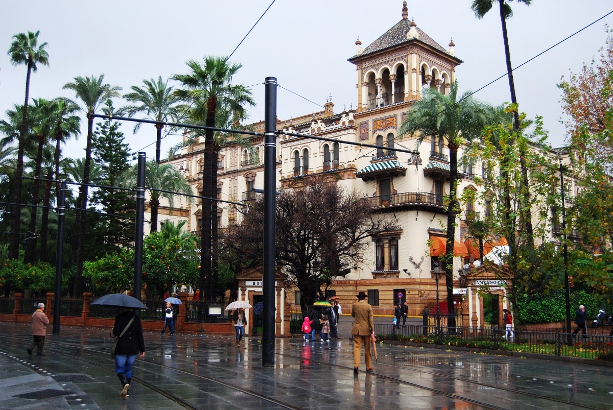 el Tiempo en Sevilla: las Lluvias Seguirán Haciendo Acto de Presencia Durante Esta Semana