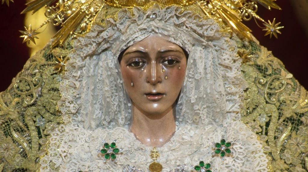 Todos los Detalles del Besamanos de la Macarena en san gil