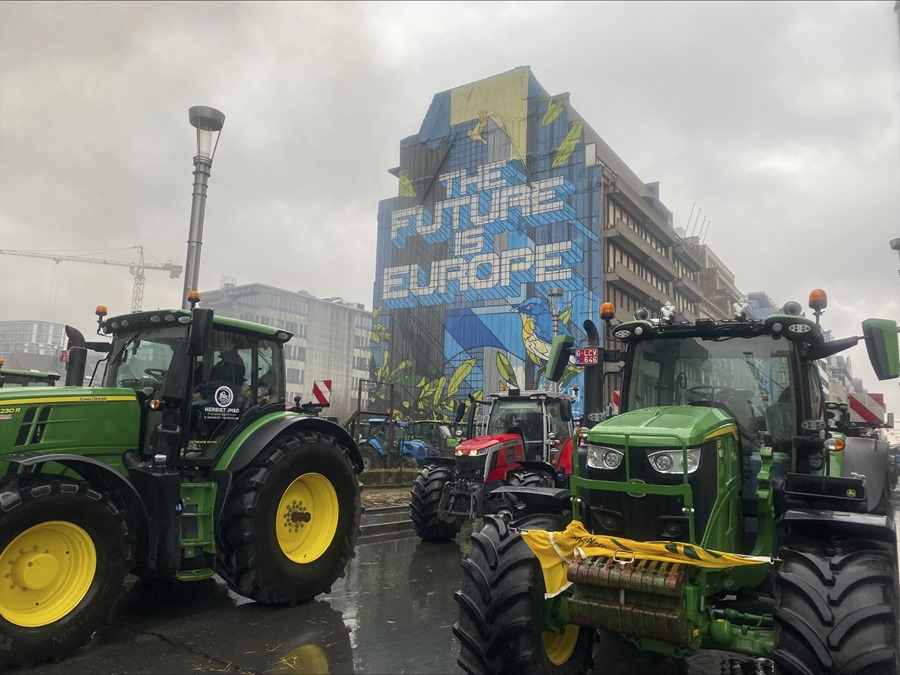 Movilización «histórica» de Agricultores en Bruselas Contra el Borrador de pac de von der Leyen