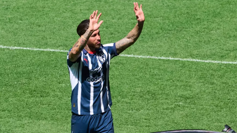 En desarrollo: la Oferta de Sergio Ramos Para Comprar el Sevilla fc Rondaría los 400 Millones de Euros