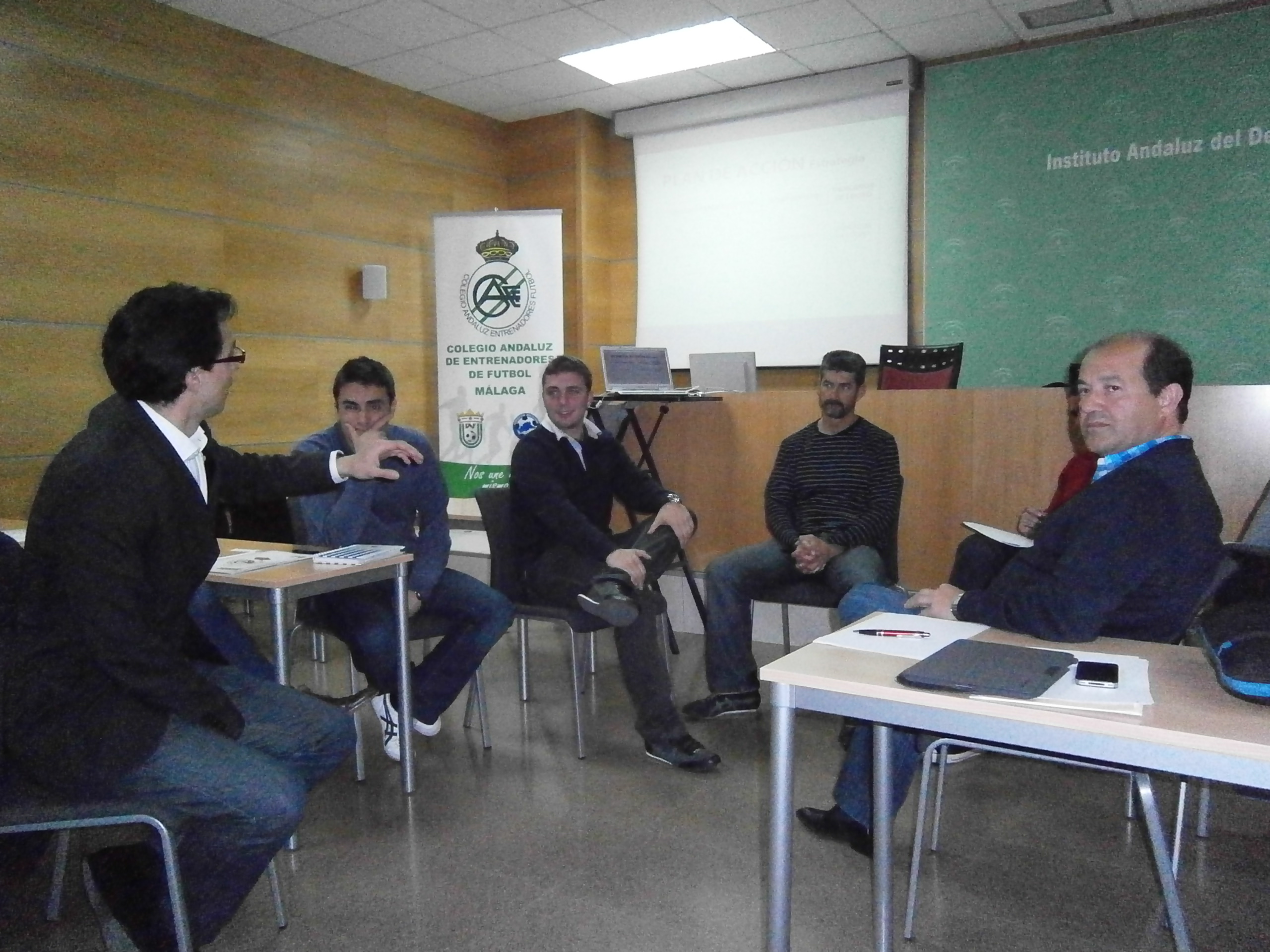 En desarrollo: Tres Victorias Para el Entrenador Óscar Anaya en la Primera Jornada del Año en el Gran Hipódromo de Andalucía