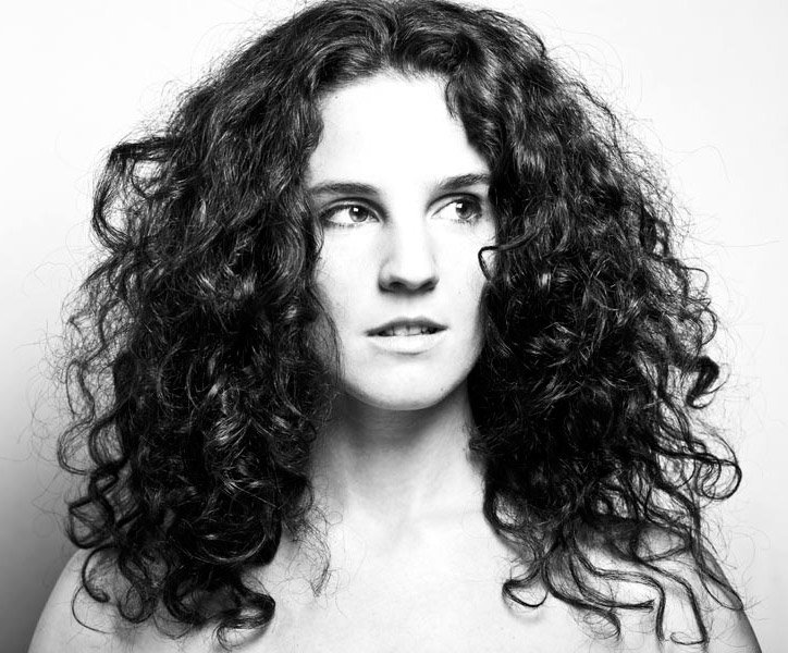 Última hora: Lola García: los Datos que Demuestran que la Novia de Kiko Rivera no le Necesita Para Triunfar