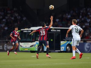El Obradoiro humilla a un impotente Cartagena