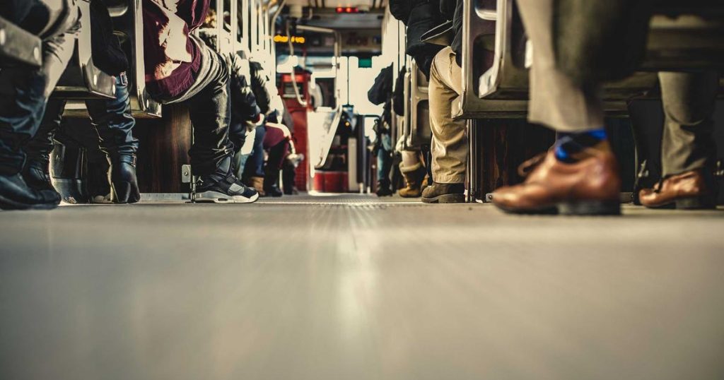 policía local intercepta tres