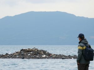 El dilema de los residuos radiactivos: Japón estudia enterrar desechos en una isla a casi 2.000 kilómetros de Tokio