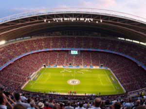 Louzán admite que Vigo «está a las puertas» de ser sede del Mundial, pero omite la reforma de Tribuna