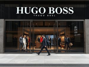 Hugo Boss elevó su beneficio en 2025 pese a la caída de ventas en América y Asia-Pacífico