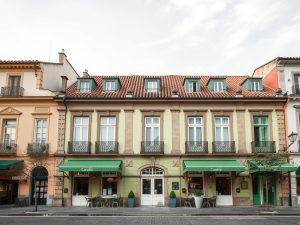 Luz verde a la rehabilitación del edificio del antiguo Carabela para crear ocho apartamentos turísticos