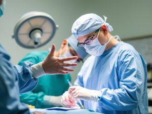 Un equipo médico publica en una revista internacional un caso «extremadamente inusual»: bloqueo cardiaco tras una aneste