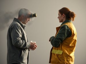 Bruselas pide a los Estados reducir impuestos y cargos en la factura eléctrica para aliviar a los consumidores