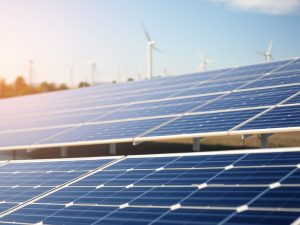 La producción de energía solar se disparó un 12,5% en 2025 y alcanzó el 18,4% del mix eléctrico