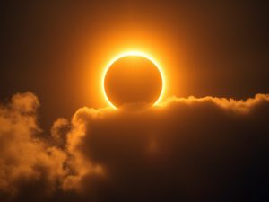 El Gobierno presenta una web oficial para informar sobre el trío de eclipses que afectará a Galicia entre 2026 y 2028