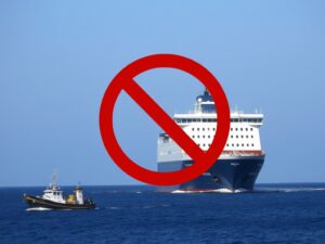 Noruega prohíbe a sus buques cruzar el estrecho de Ormuz