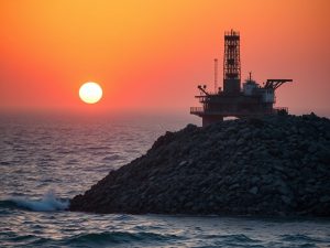 El petróleo por encima de los 102 dólares presiona al Ibex 35 mientras crece la tensión en Ormuz