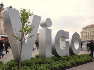 El BNG reclama plantar árboles en la Porta do Sol en lugar del letrero con la palabra Vigo pensado como photocall