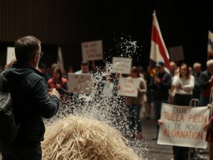Un documental recupera las protestas de A Fonsagrada y abre el debate sobre el abandono del rural
