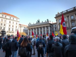 Queremos Galego presenta un protocolo con casi 300 medidas para frenar la “emergencia lingüística” del gallego