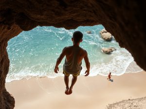 Muere un joven de 28 años al caer desde un acantilado en la playa de Barranco Rubio, Orihuela