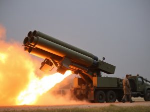 Irán afirma haber lanzado nuevos bombardeos contra Israel y bases de Estados Unidos