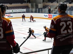 Doble victoria del Traviesas y derrota del Ponteareas