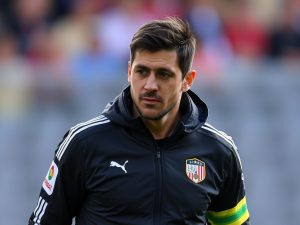 Jordan Sánchez, defensa del Arenteiro: «Ya no nos vale ir punto a punto»