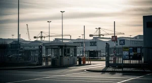 ZF Vigo perfila un convenio de dous anos mentres a planta agarda certezas sobre o seu futuro industrial