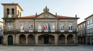 La inestabilidad política local, un mal endémico en los consistorios gallegos