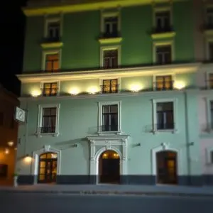 Luz verde a la reforma del antiguo Hotel Miño en Ourense