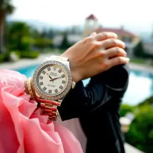 Rolex joyas robadas 'abrazos de Amor' villas de lujo Rumanía