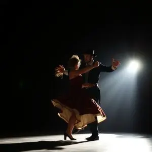 En desarrollo: Danza 'don Juan' de Lamov, luz y movimiento