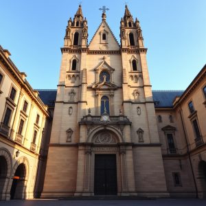 Un 16 de julio tejido con raíces gallegas: del primer templo moderno en gallego