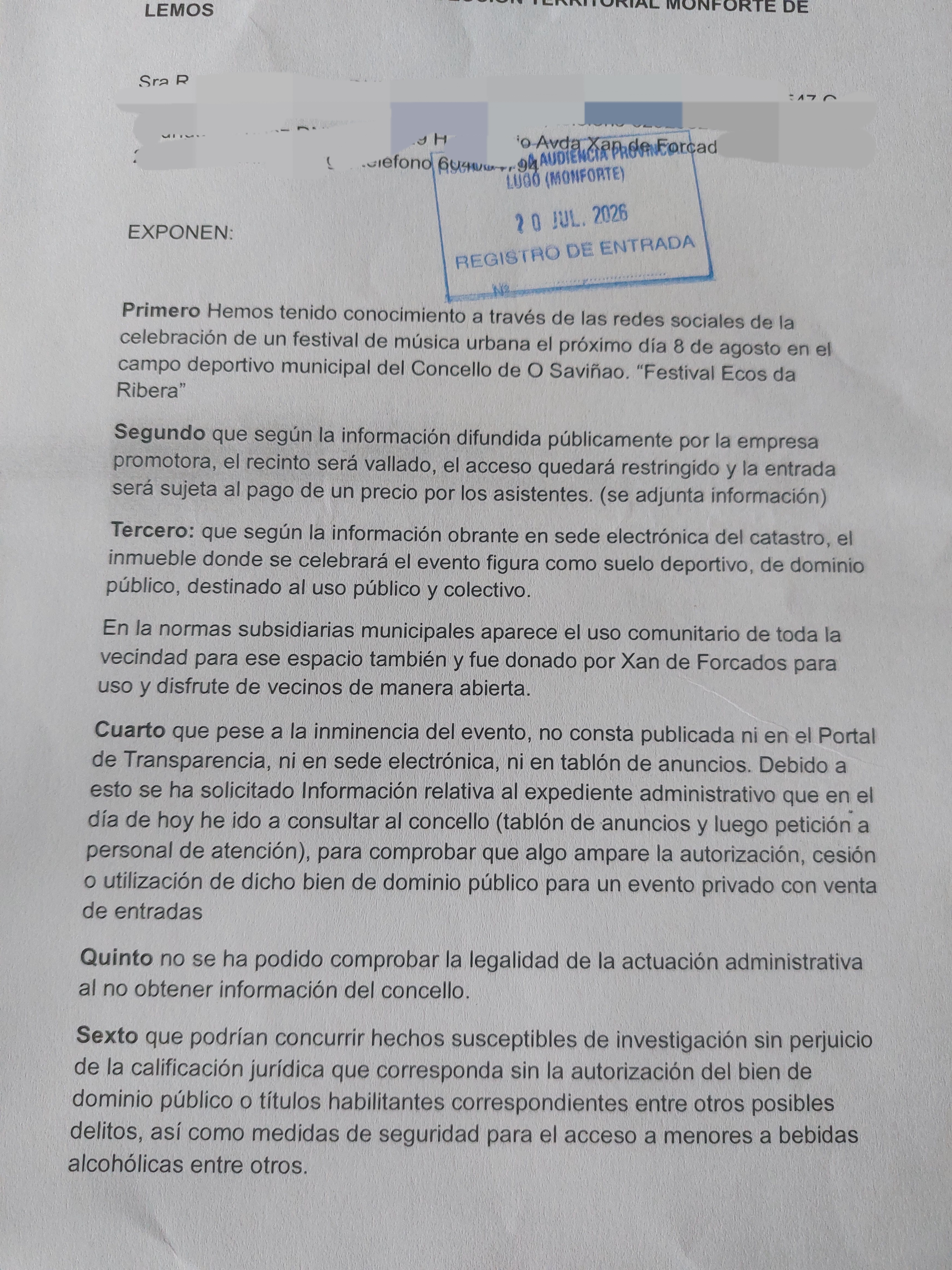 Vecinos de O Saviñao denuncian el uso privativo de un campo deportivo para un festival de pago