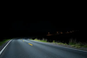 Persecución temeraria en Allariz: fuga a 200 km/h, sin luces y con un coche roba