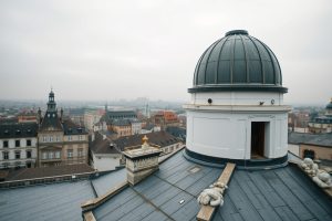 La azotea coruñesa que fue observatorio del eclipse de 1905 sigue desafiando al tiempo